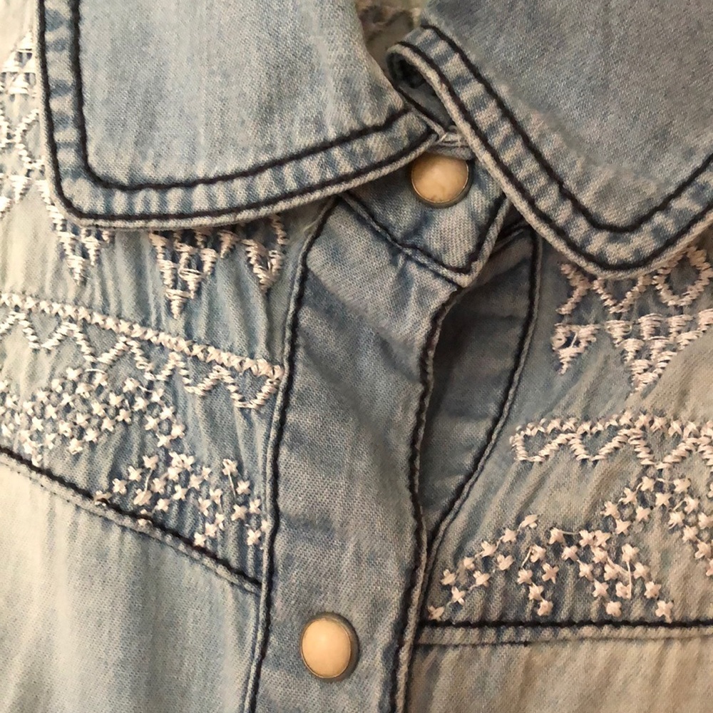 Button down denim tank - Picture 4 of 7